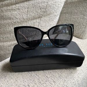 Ted Baker cat eye sunglasses and case